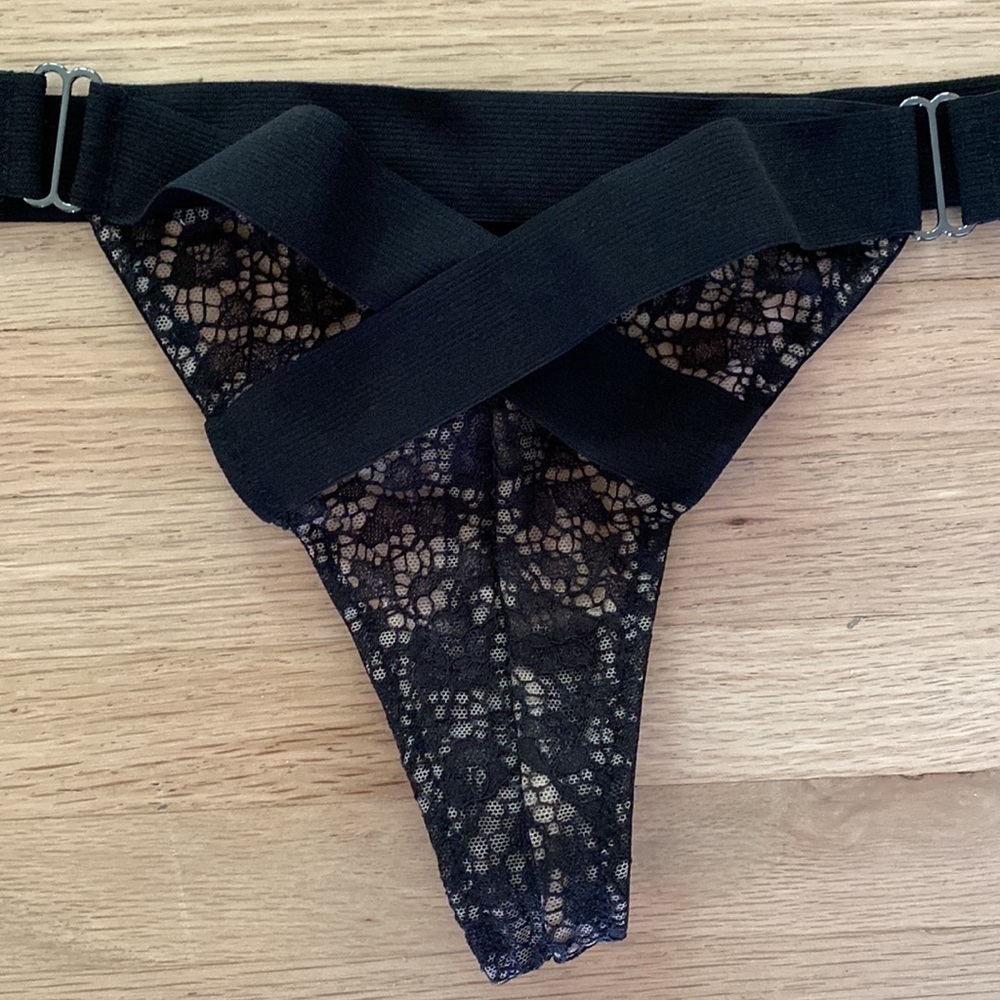 Victoria’s Secret Lace and Mesh Tanga Thong with Elastic bands - Picture 2 of 4